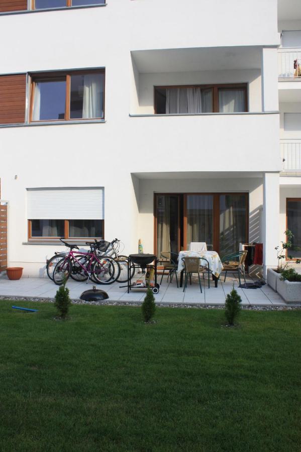 Swinoujscie Platan Patio 2- Berry Apartments Екстер'єр фото
