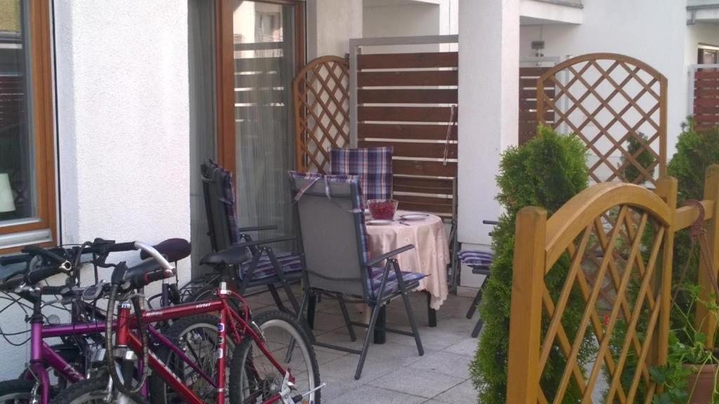 Swinoujscie Platan Patio 2- Berry Apartments Екстер'єр фото